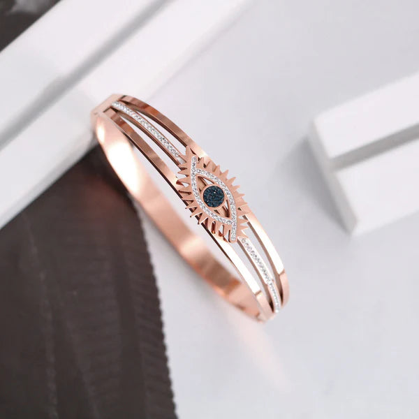 Stainless Steel Anti Tarnish Nail Bracelet For Women