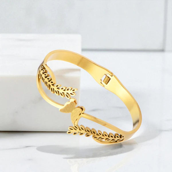 Stainless Steel Anti Tarnish Bracelet For Women